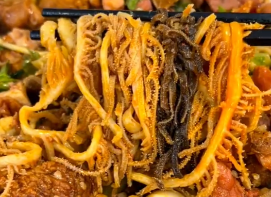 麻辣燙和冒菜有什么不同？快來(lái)看看這兩個(gè)的區(qū)別